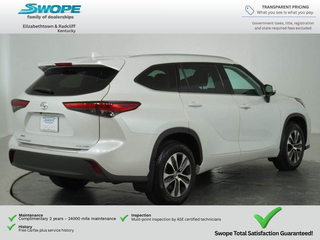 Used 2022 Wind Chill Pearl Toyota XLE image 3