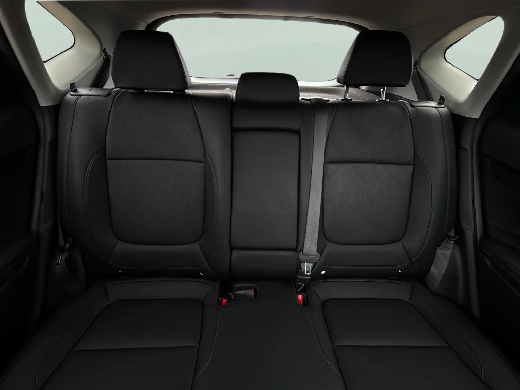 Used 2024 Pluton Blue Kia SX image 32