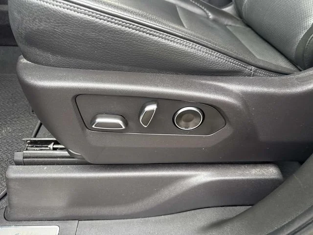 Used 2024 Black GMC Denali image 20