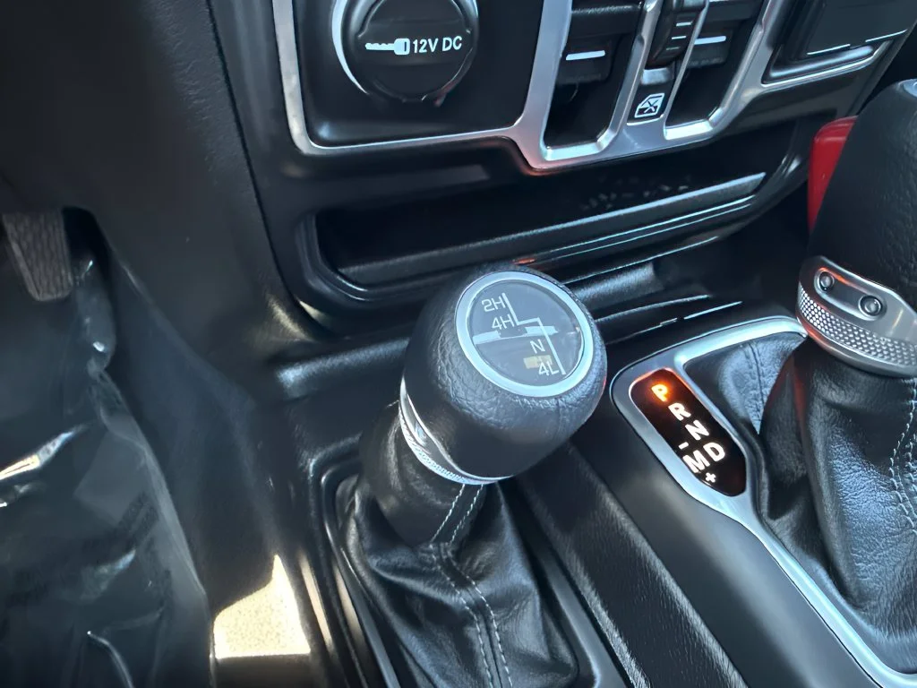 Used 2025 Green Jeep Sport image 18