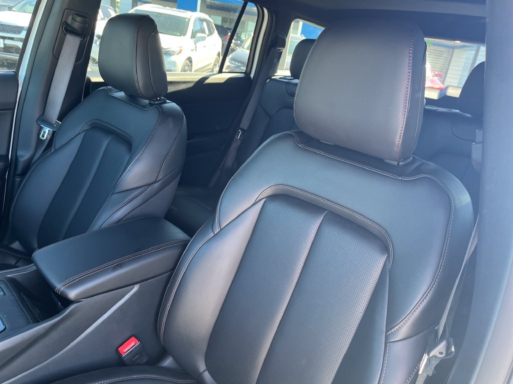 Used 2026 White Jeep Limited image 12