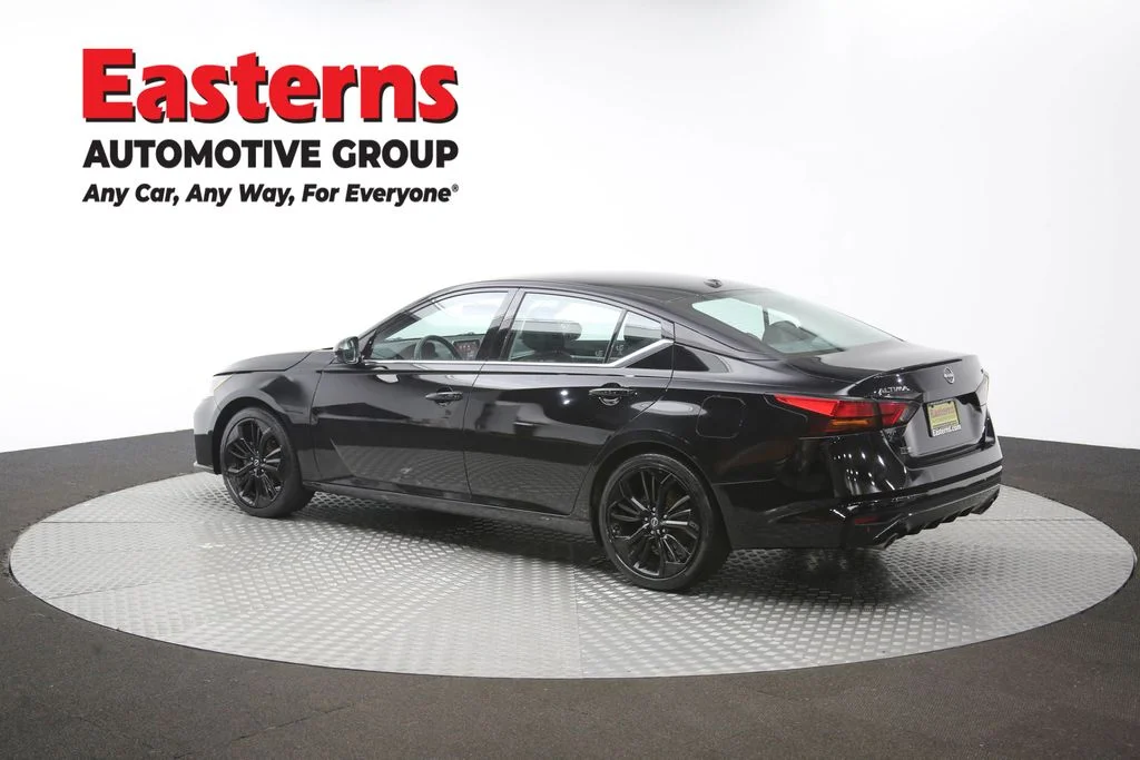 Used 2024 Black Nissan 2.5 SR image 64