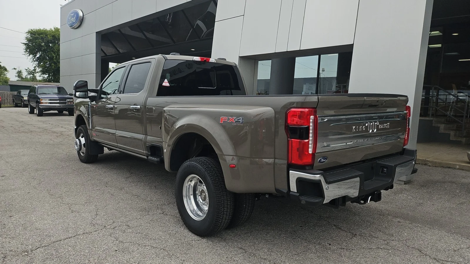 New 2026 Marsh Gray Ford King Ranch 4WD image 3