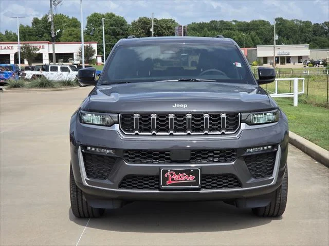 New 2026 Baltic Gray Metallic Clear-Coat Exterior Paint Jeep Limited image 2