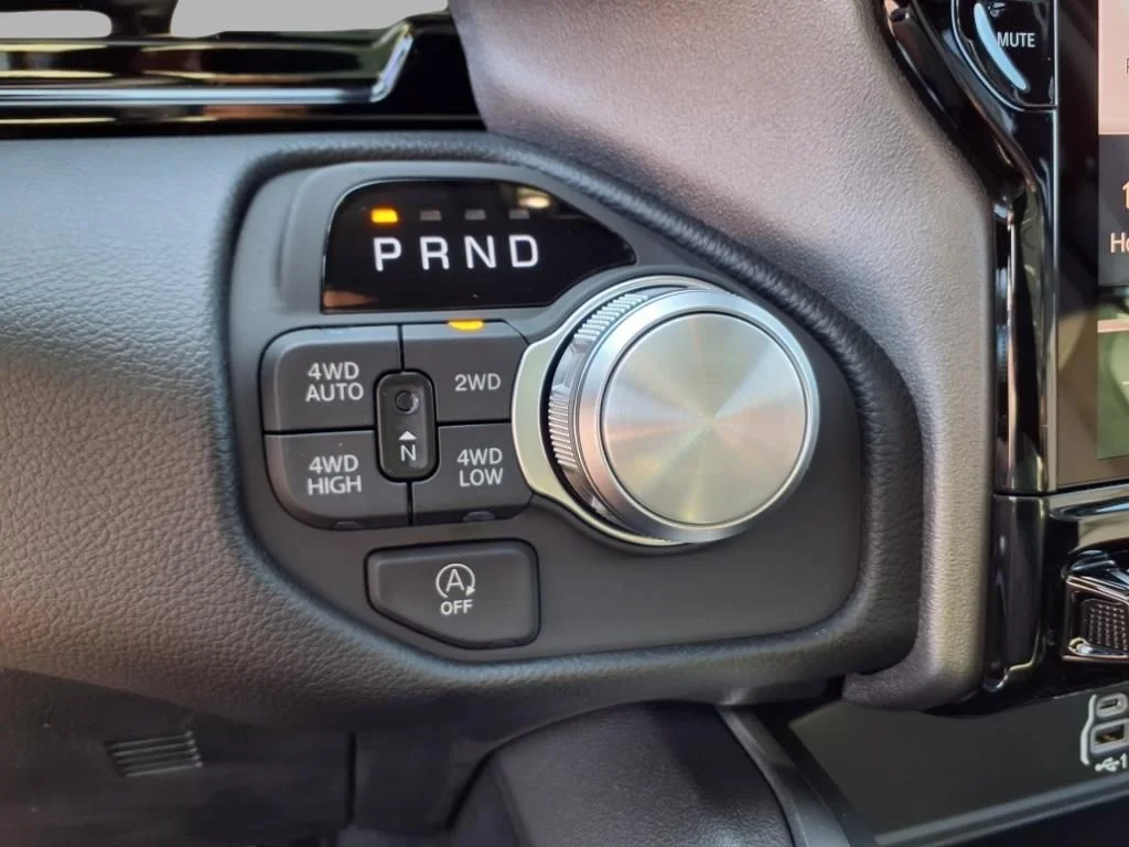 2026 RAM 1500 Laramie - Photo 8