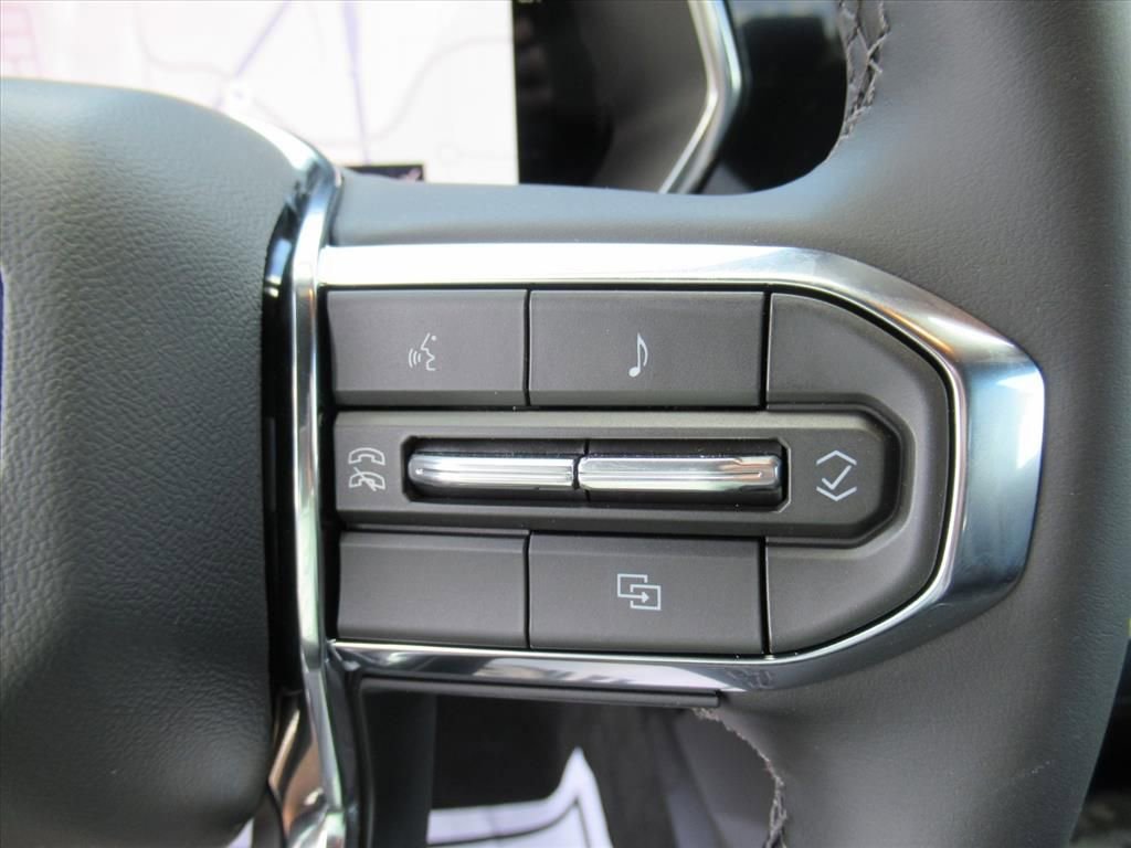 New 2026 Summit White GMC Elevation image 23