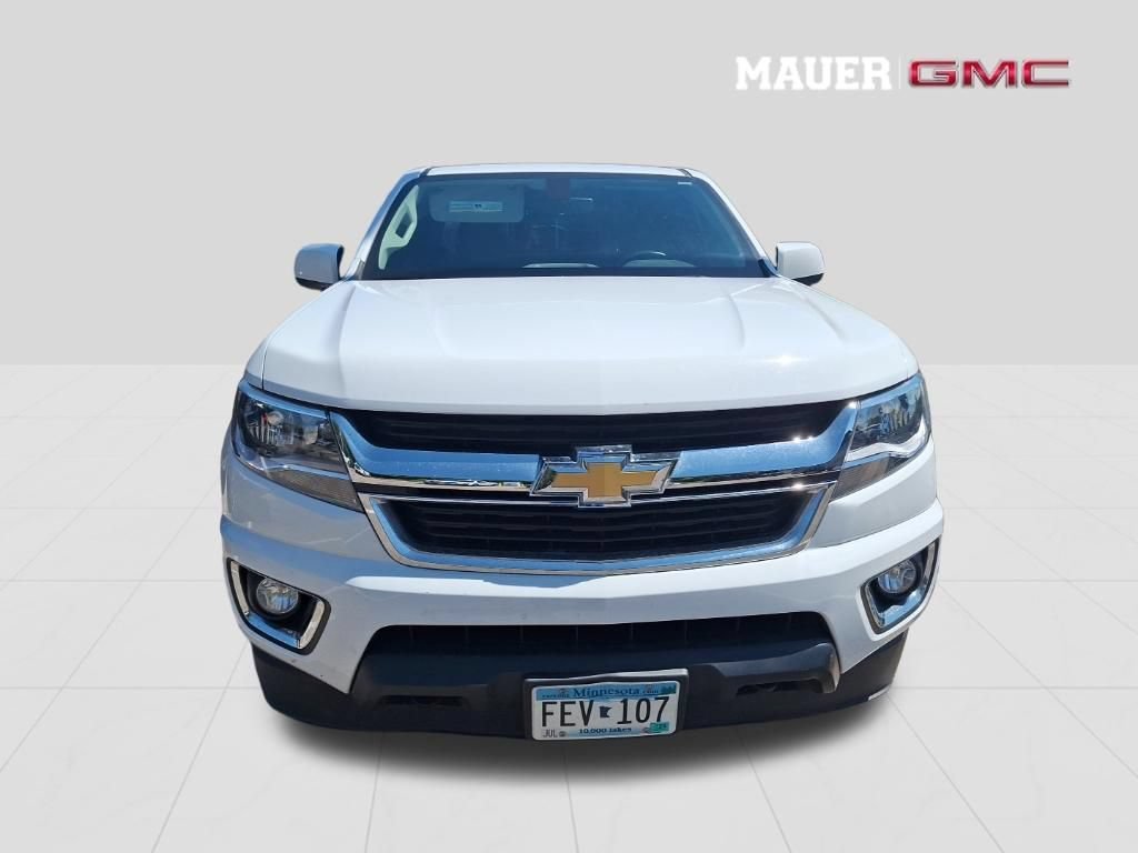 Used 2018 SUMMIT WHITE Chevrolet 4WD LT image 29