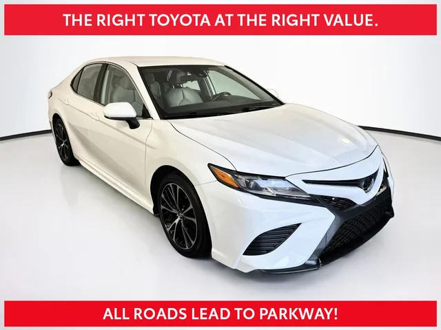 2020 Toyota Camry SE