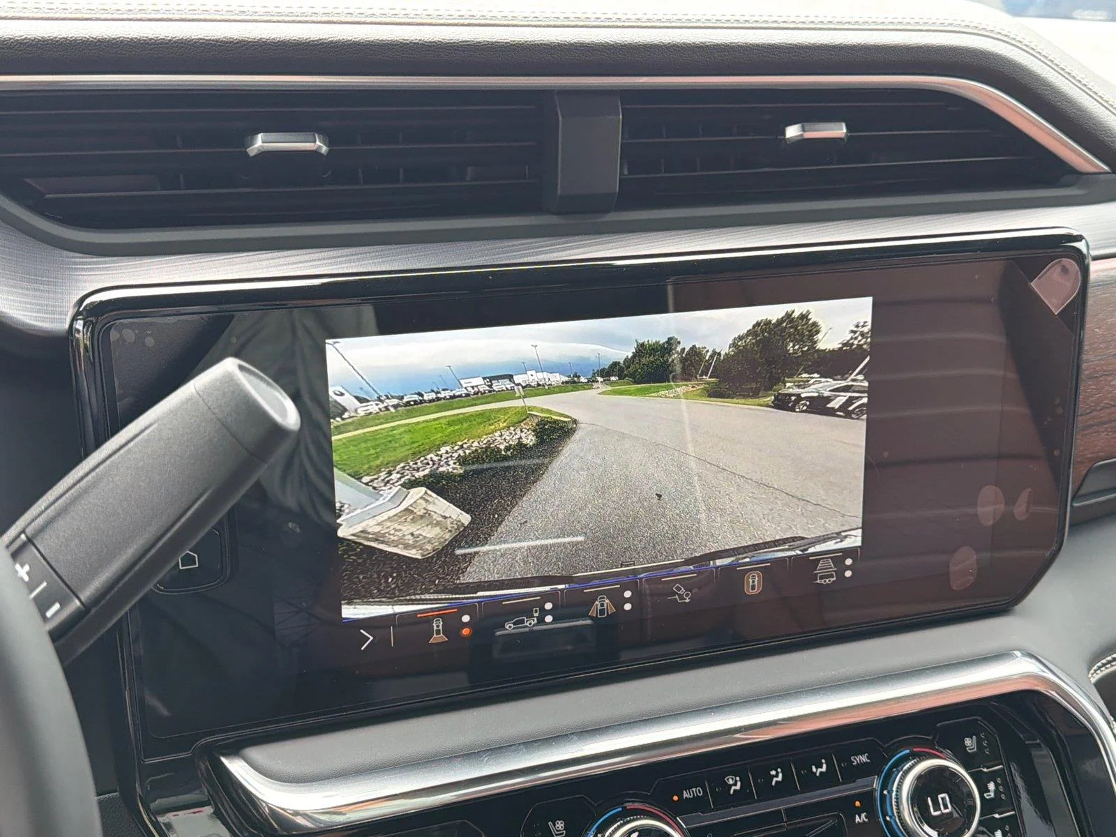 2026 GMC Sierra 2500HD Denali Ultimate - Photo 20