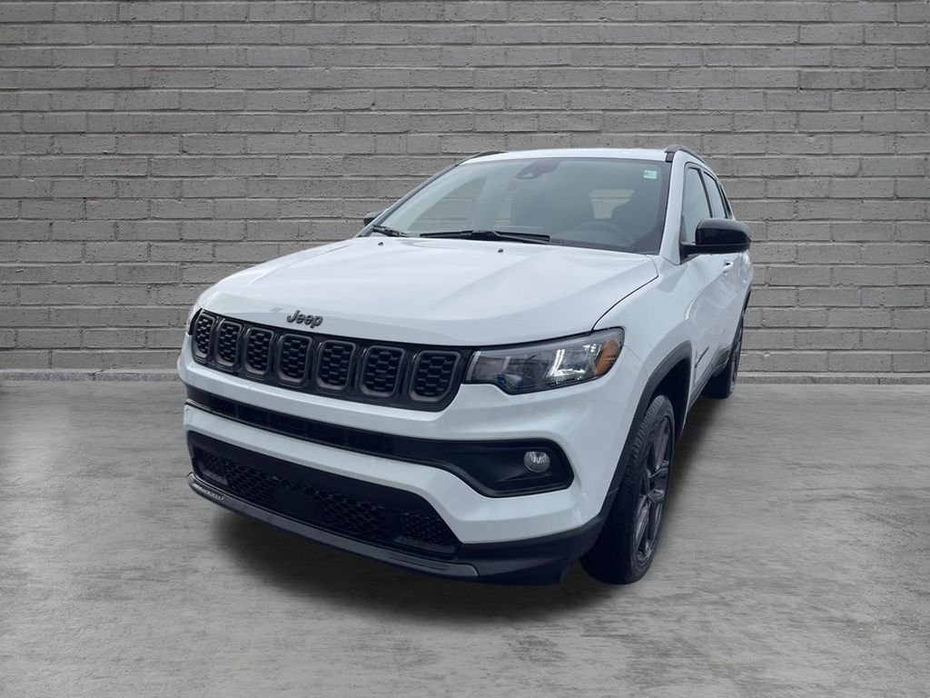 New 2026 Bright White Clear-Coat Exterior Paint Jeep Latitude image 4