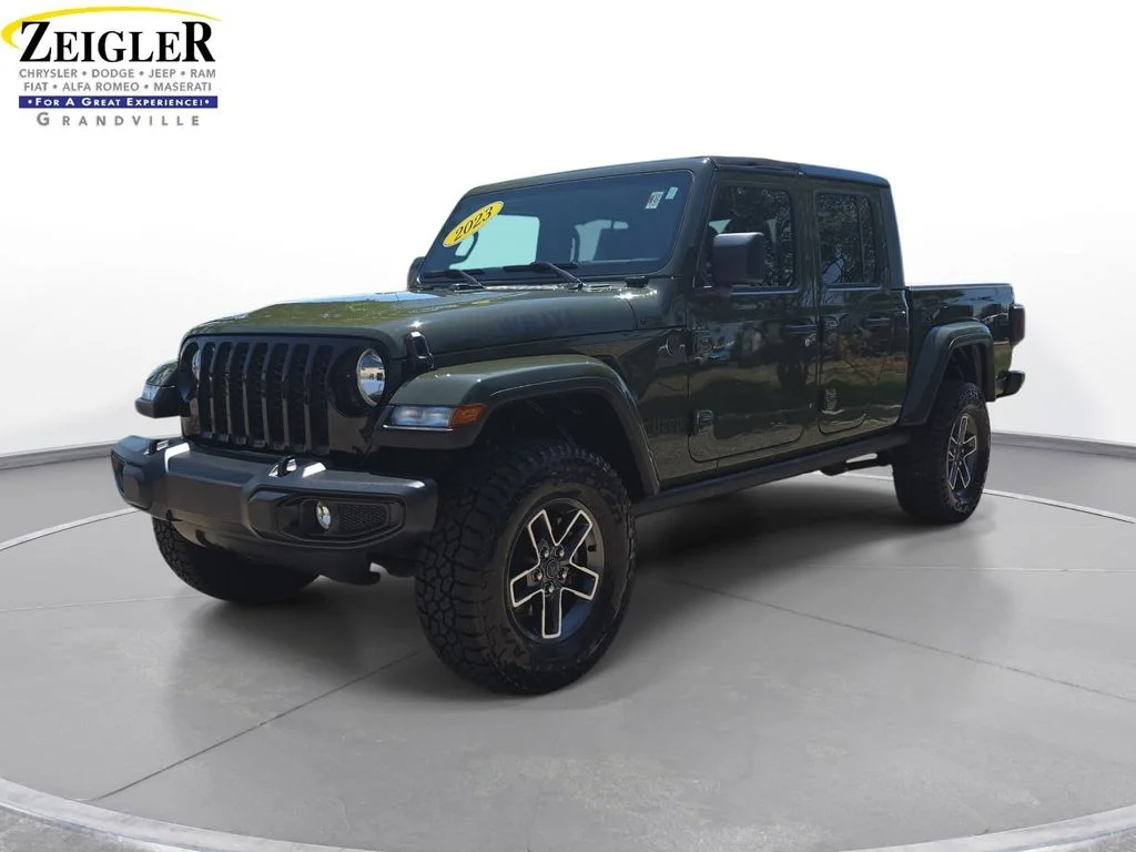 Used 2023 Green Jeep Willys image 1
