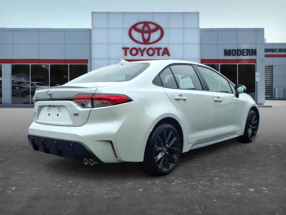 Used 2026 Wind Chill Pearl Toyota SE image 6