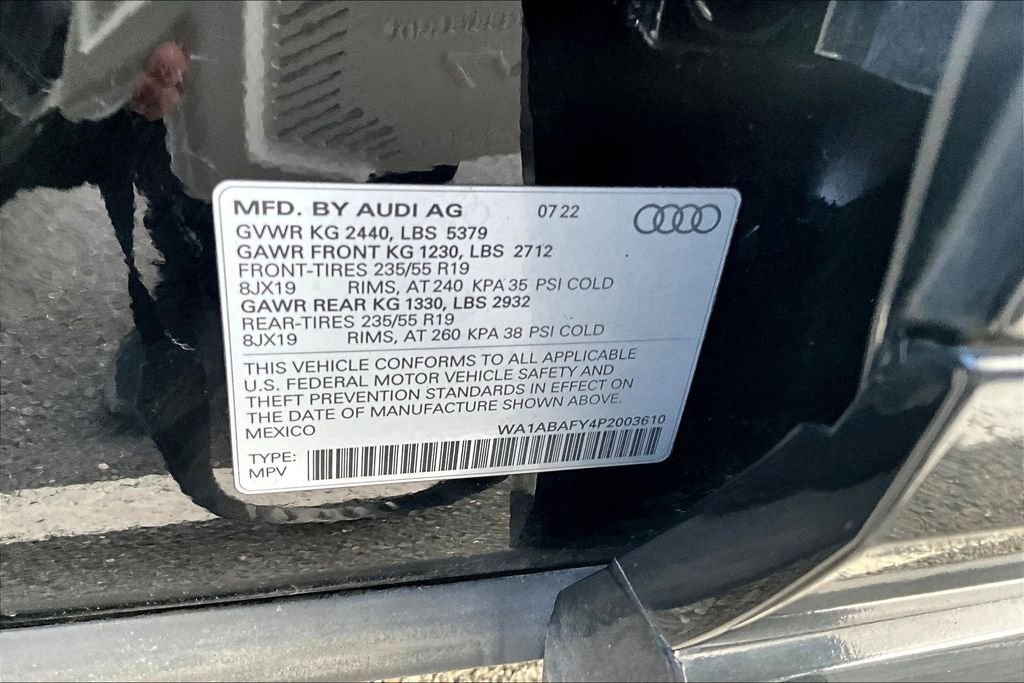 Used 2023  Audi 40 Premium image 19