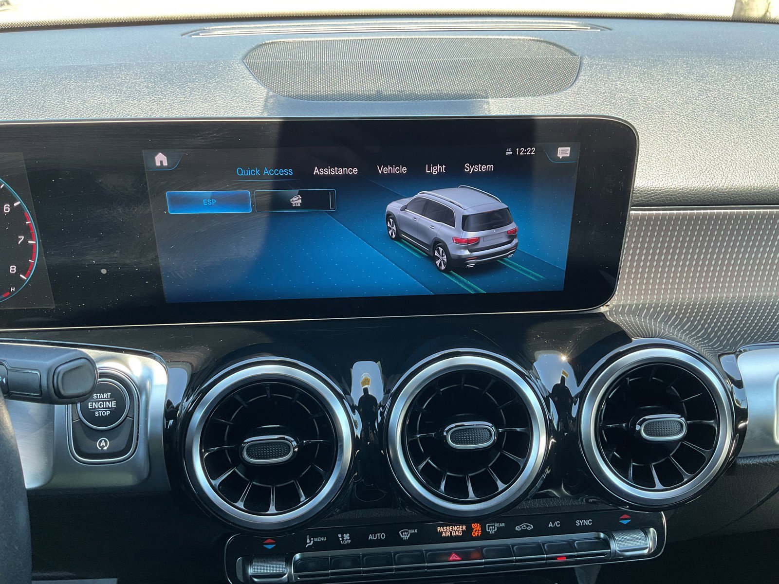 Used 2023 Black Mercedes-Benz GLB 250 image 23