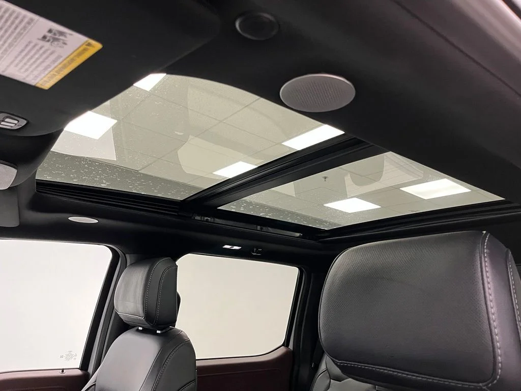 Used 2023 White Ford Lariat image 43