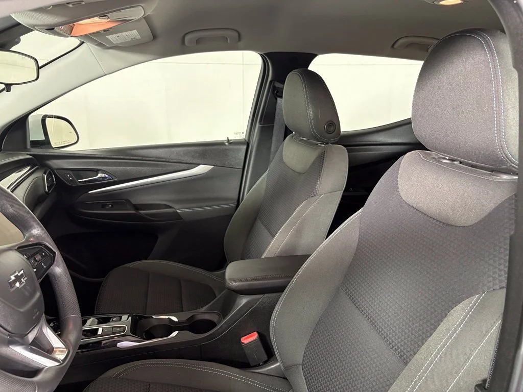 Certified Used 2023 SUMMIT WHITE Chevrolet LT image 20