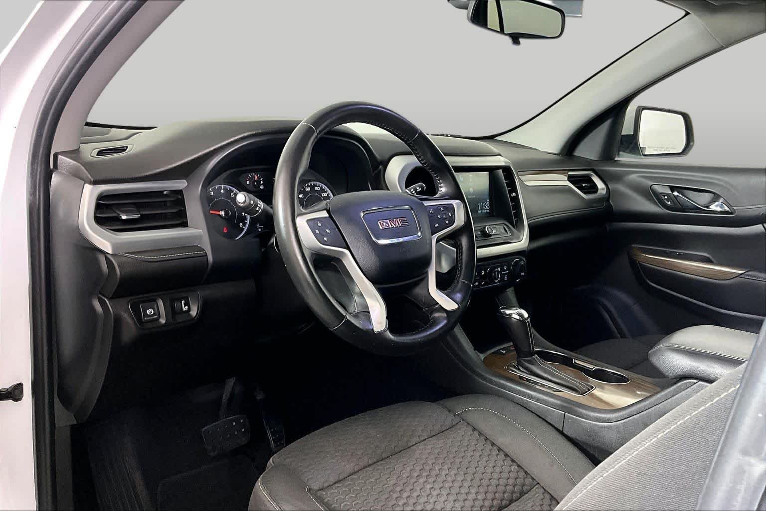 Used 2019 Summit White GMC SLE image 17