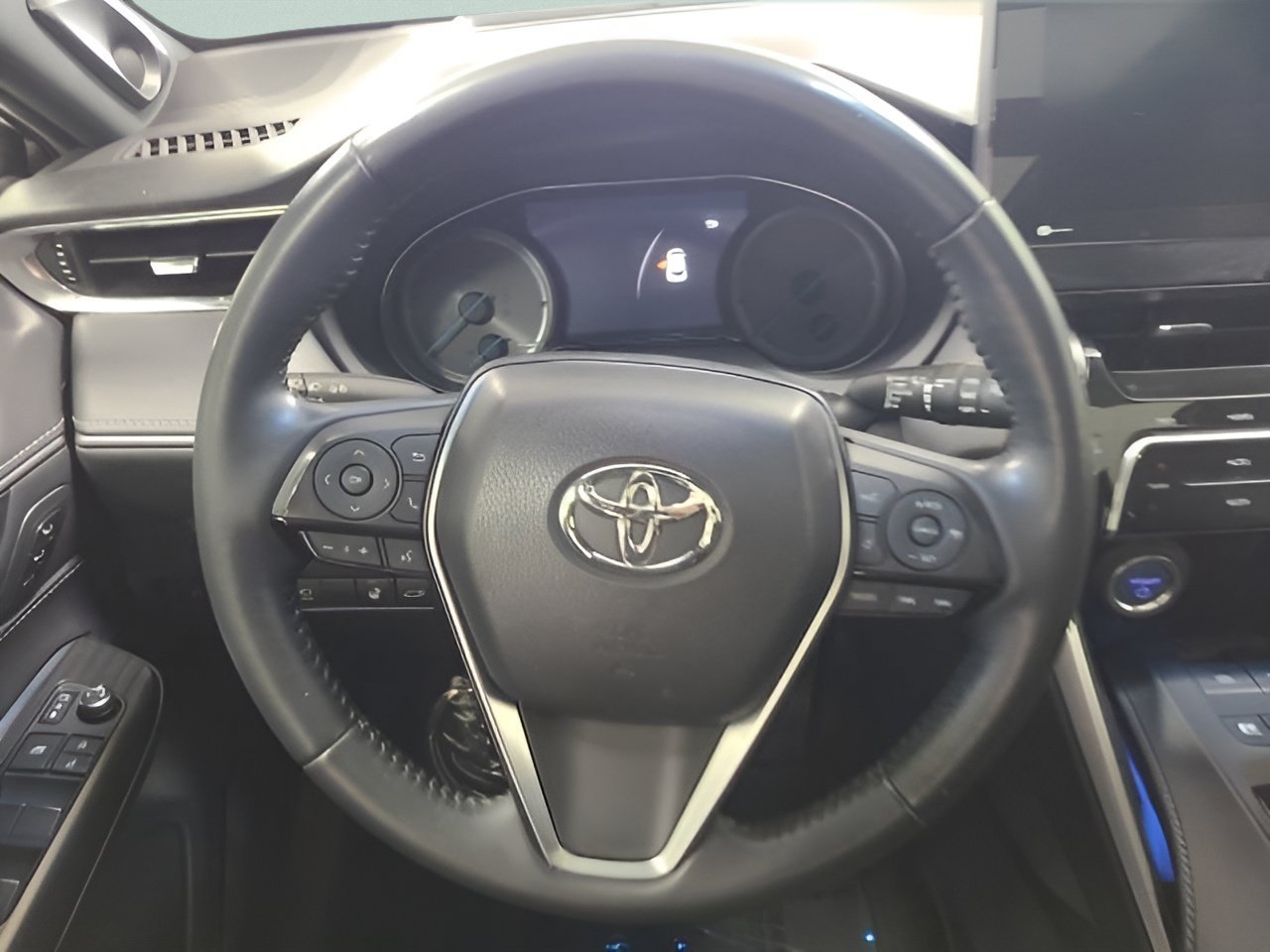 Used 2021 Ruby Flare Pearl Toyota Limited image 22