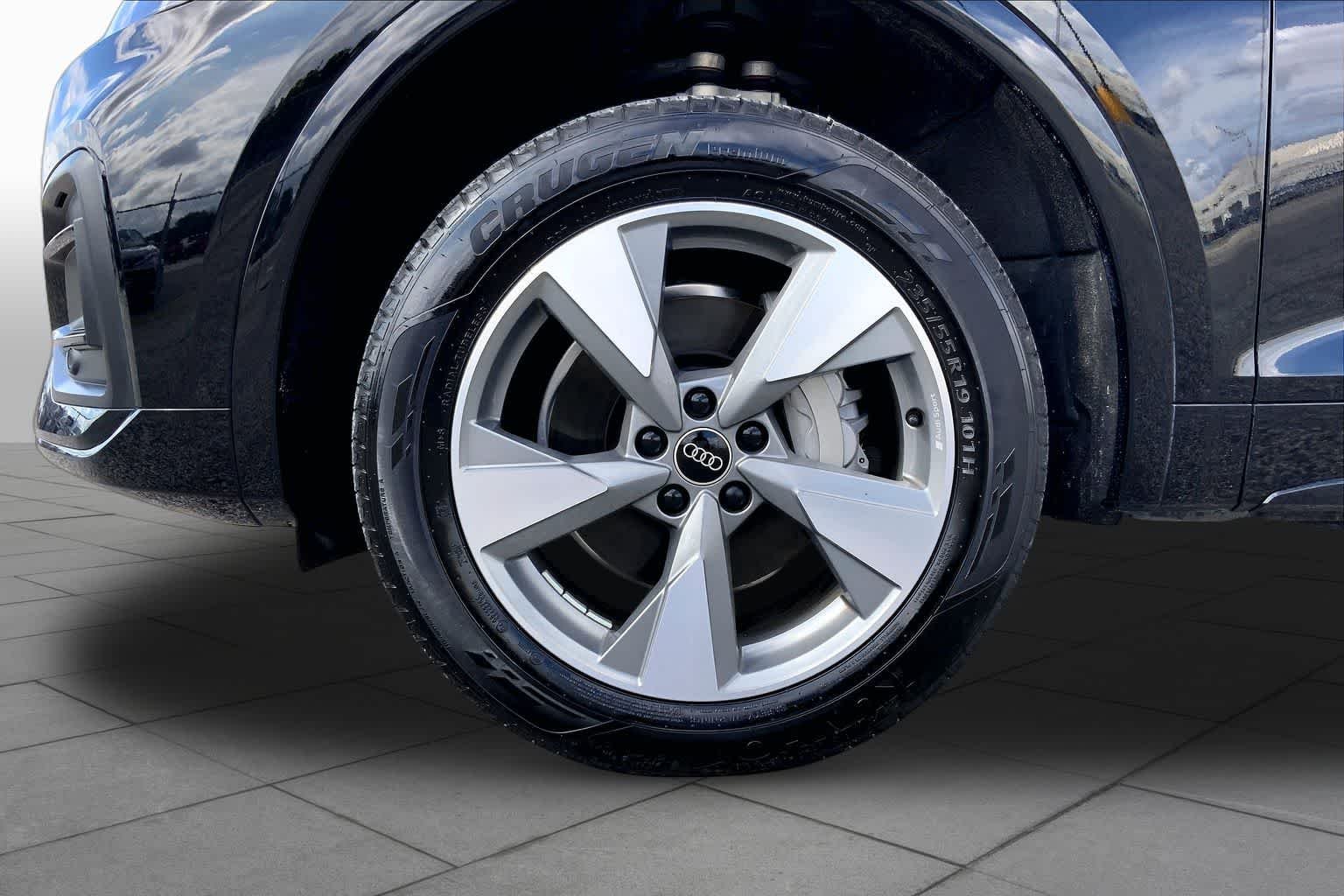 Used 2025 Brilliant Black Audi Premium image 11