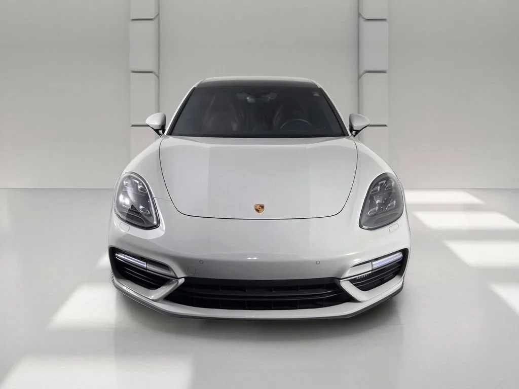 Used 2020 Chalk Porsche Turbo image 3