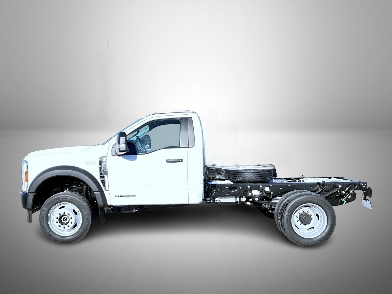 2026 Ford F-450 Super Duty Chassis Cab XL - Photo 8