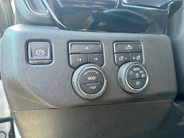 Used 2025 White Chevrolet LT image 48