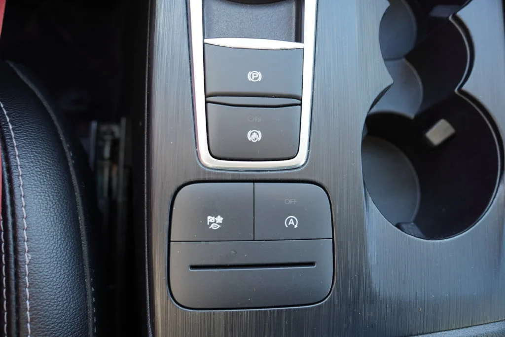 Used 2022 Agate Black Metallic Ford SEL image 30