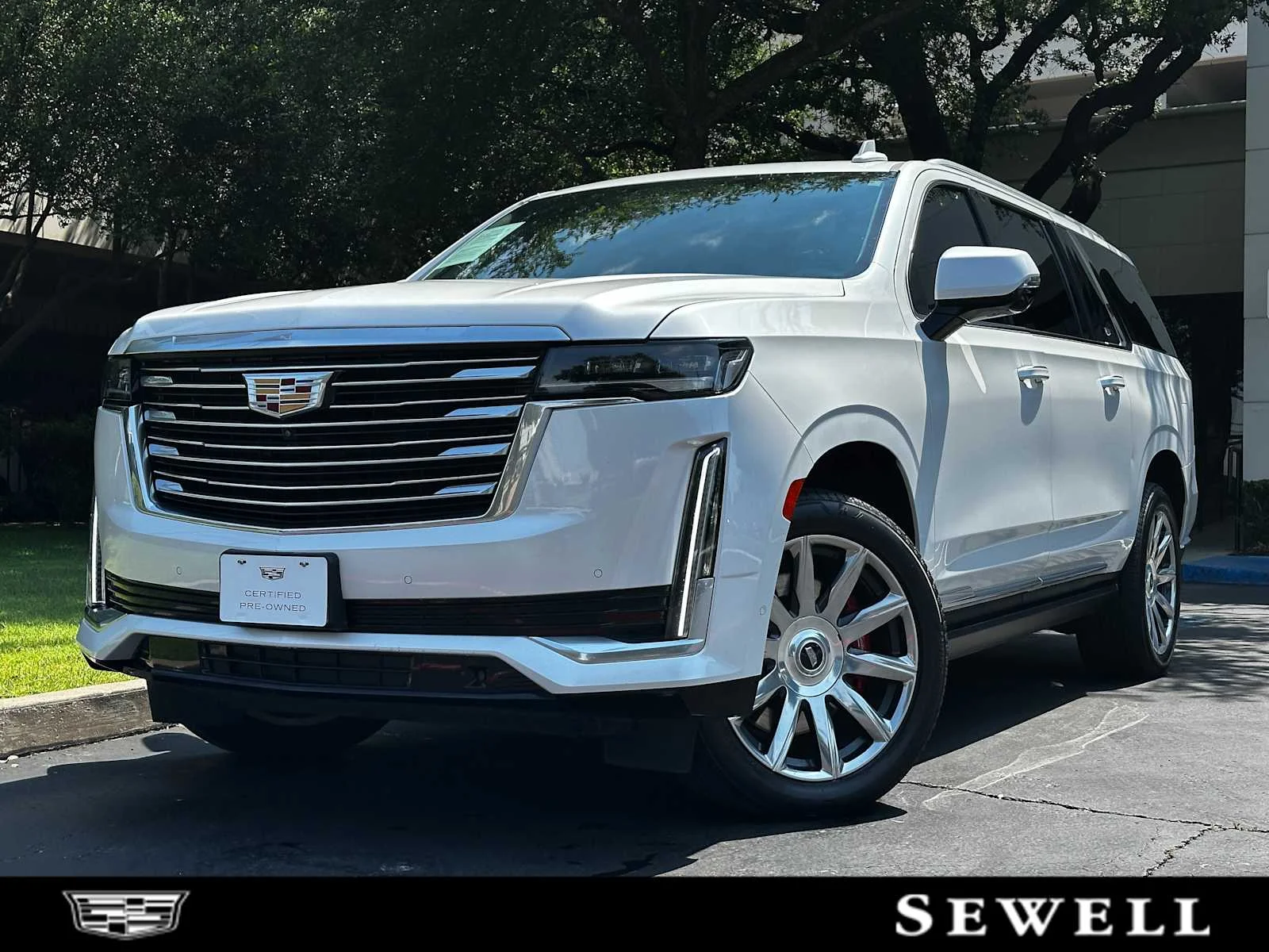 2023 Cadillac Escalade ESV 4WD Premium Luxury Platinum's photo