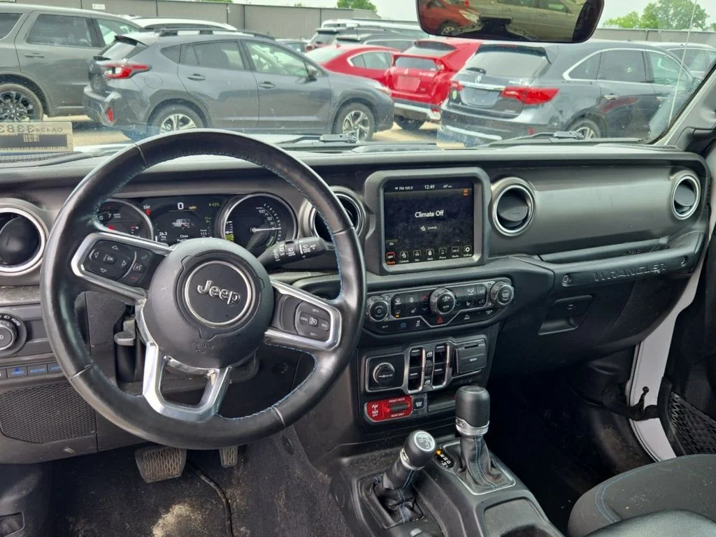 Used 2023 White Jeep Rubicon 4xe image 5