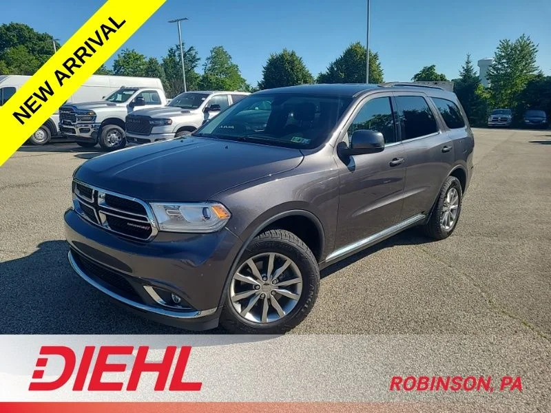 Used 2017 Gray Dodge SXT image 1