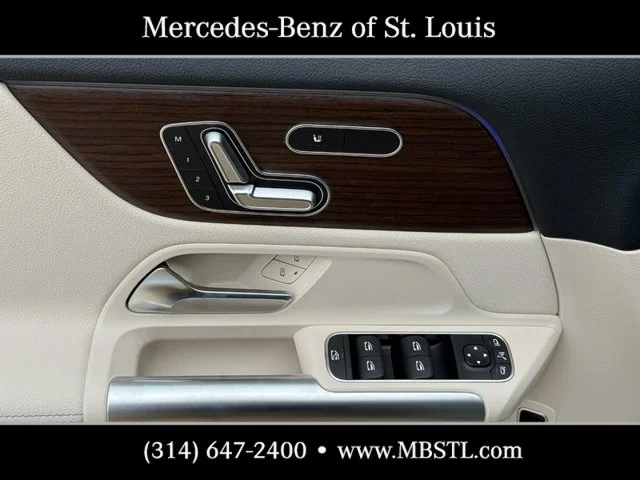 New 2026 Mountain Grey Metallic Mercedes-Benz GLA 250 image 14