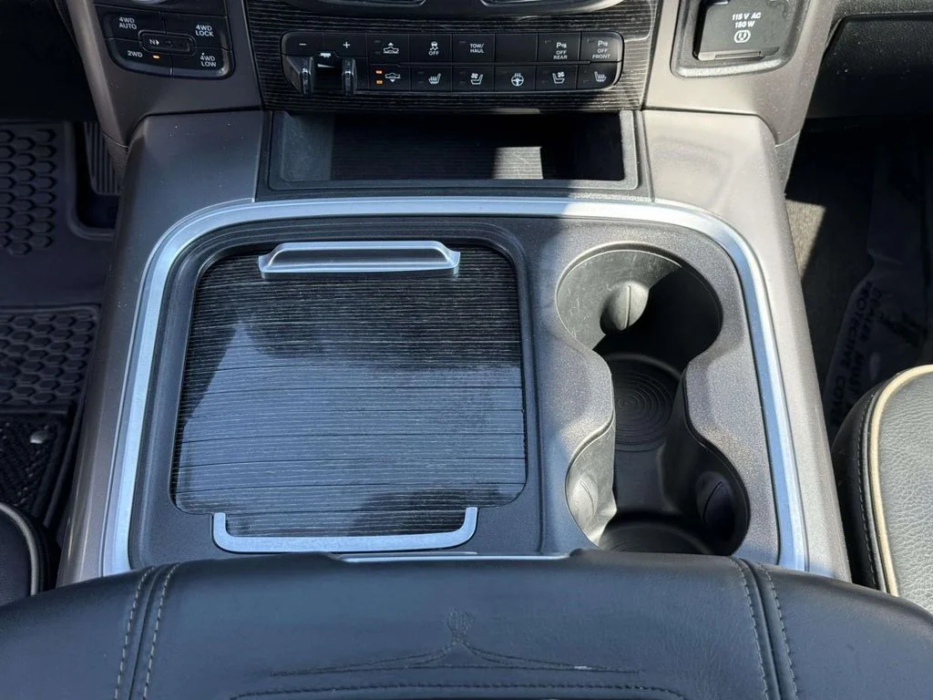 Used 2016 White Ram Limited image 21