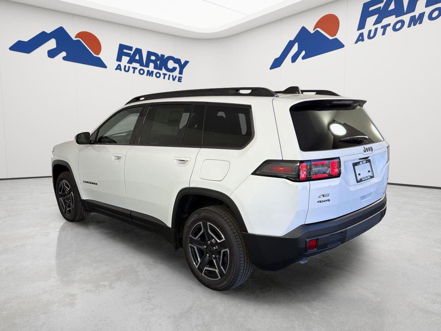 New 2026 Bright White Clear-Coat Exterior Paint Jeep Laredo image 6