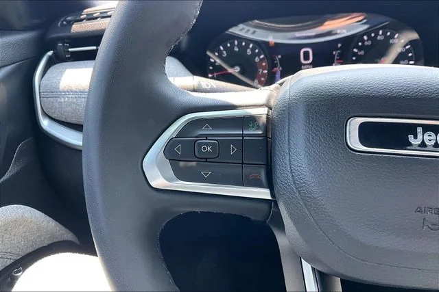 Certified Used 2025 White Jeep Latitude image 20
