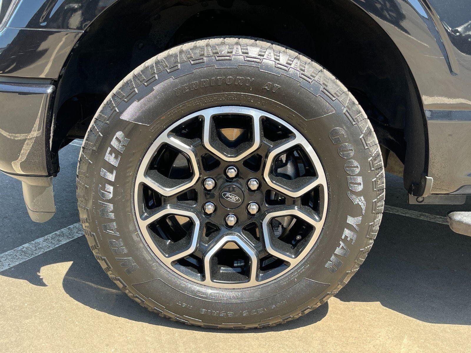 Used 2023 Agate Black Ford XLT image 10