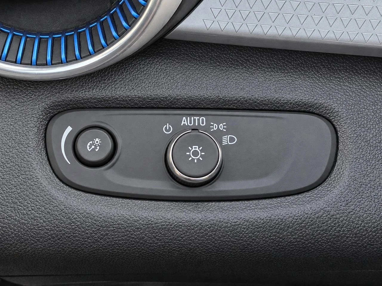 Used 2024 Blue Glow Metallic Chevrolet LT image 20