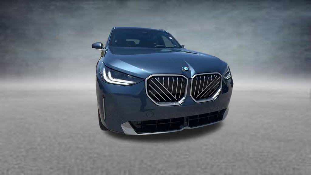 New 2026 Arctic Race Blue metallic BMW 30 xDrive image 15
