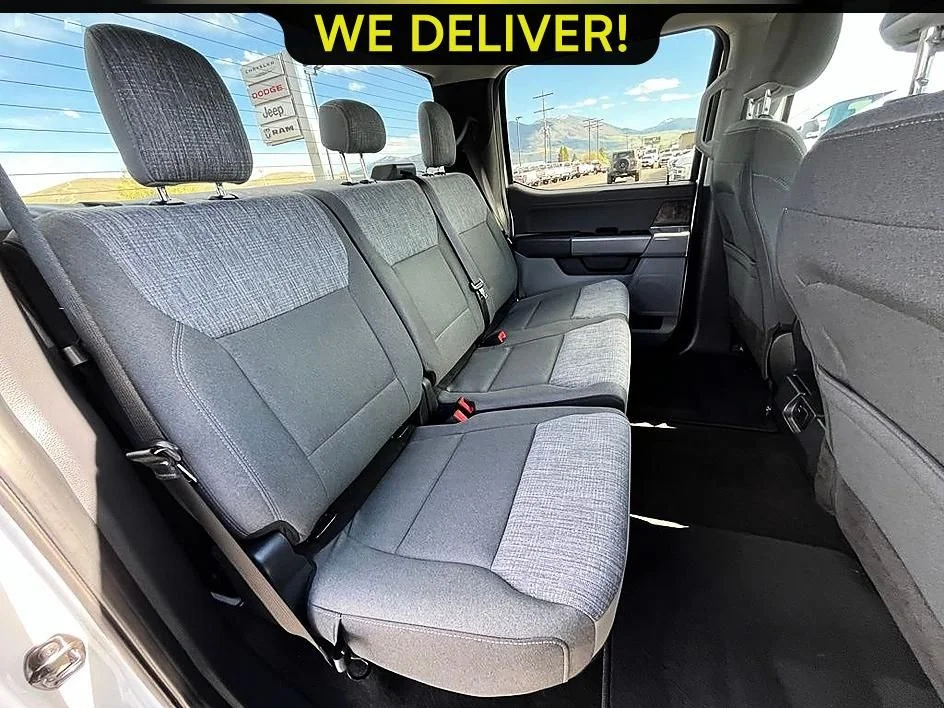 Used 2022 White Ford XLT image 16