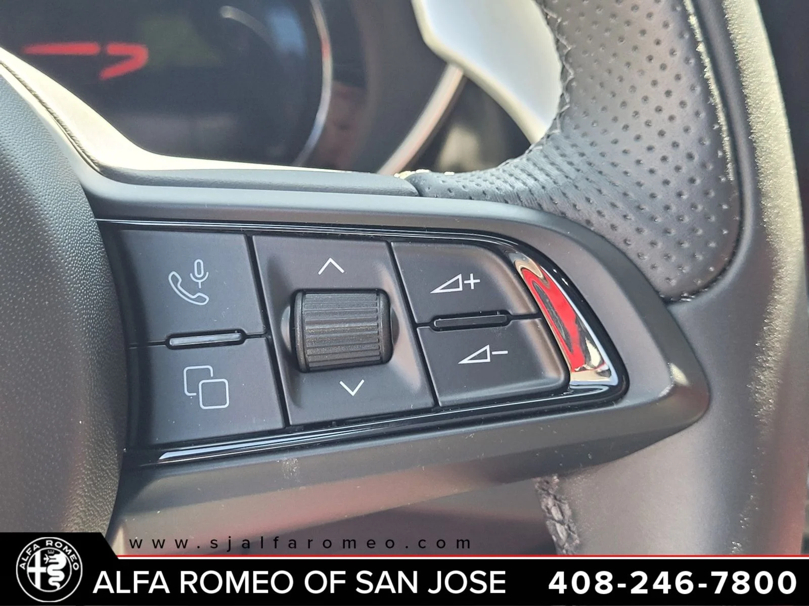 Used 2024 Black Alfa Romeo Veloce image 17
