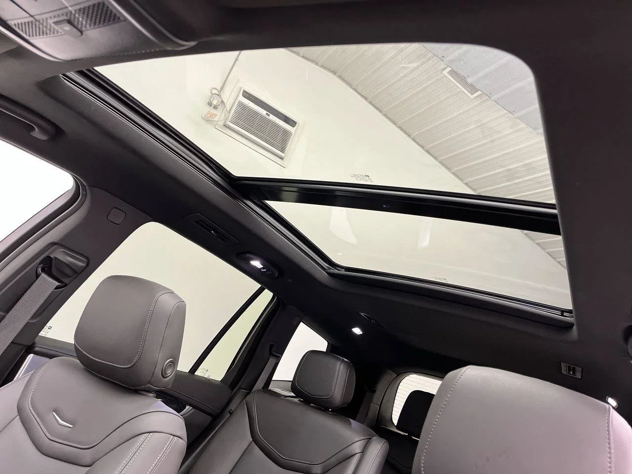 Used 2023 ARGENT SILVER METALLIC Cadillac AWD Premium Luxury image 7