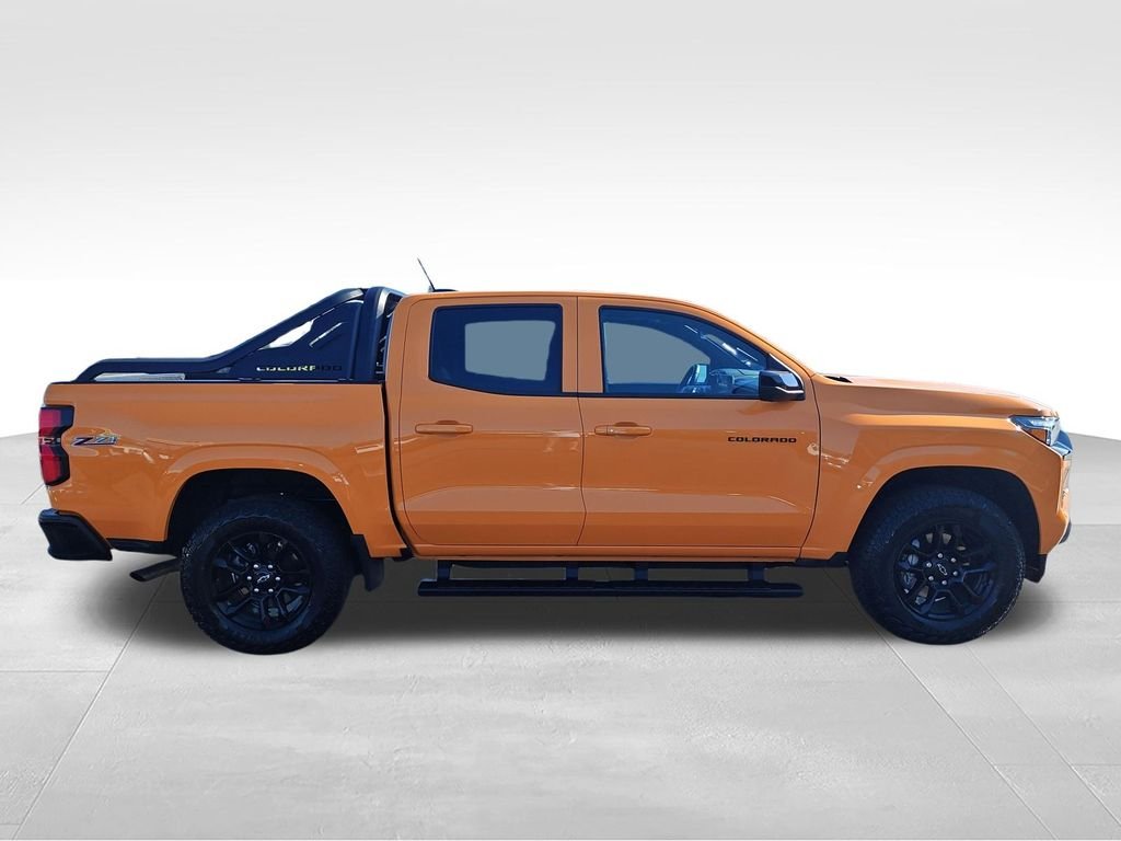 Used 2025 Orange Chevrolet Z71 image 6