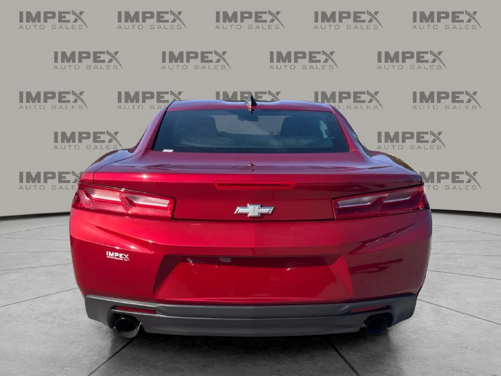 Used 2017 Red Chevrolet 1LT image 4