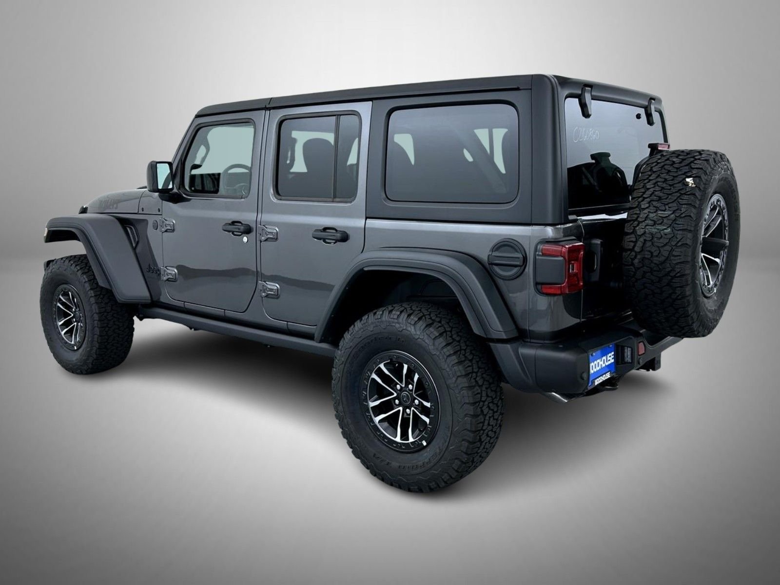 New 2026 Granite Crystal Metallic Clearcoat Jeep Moab 392 image 7