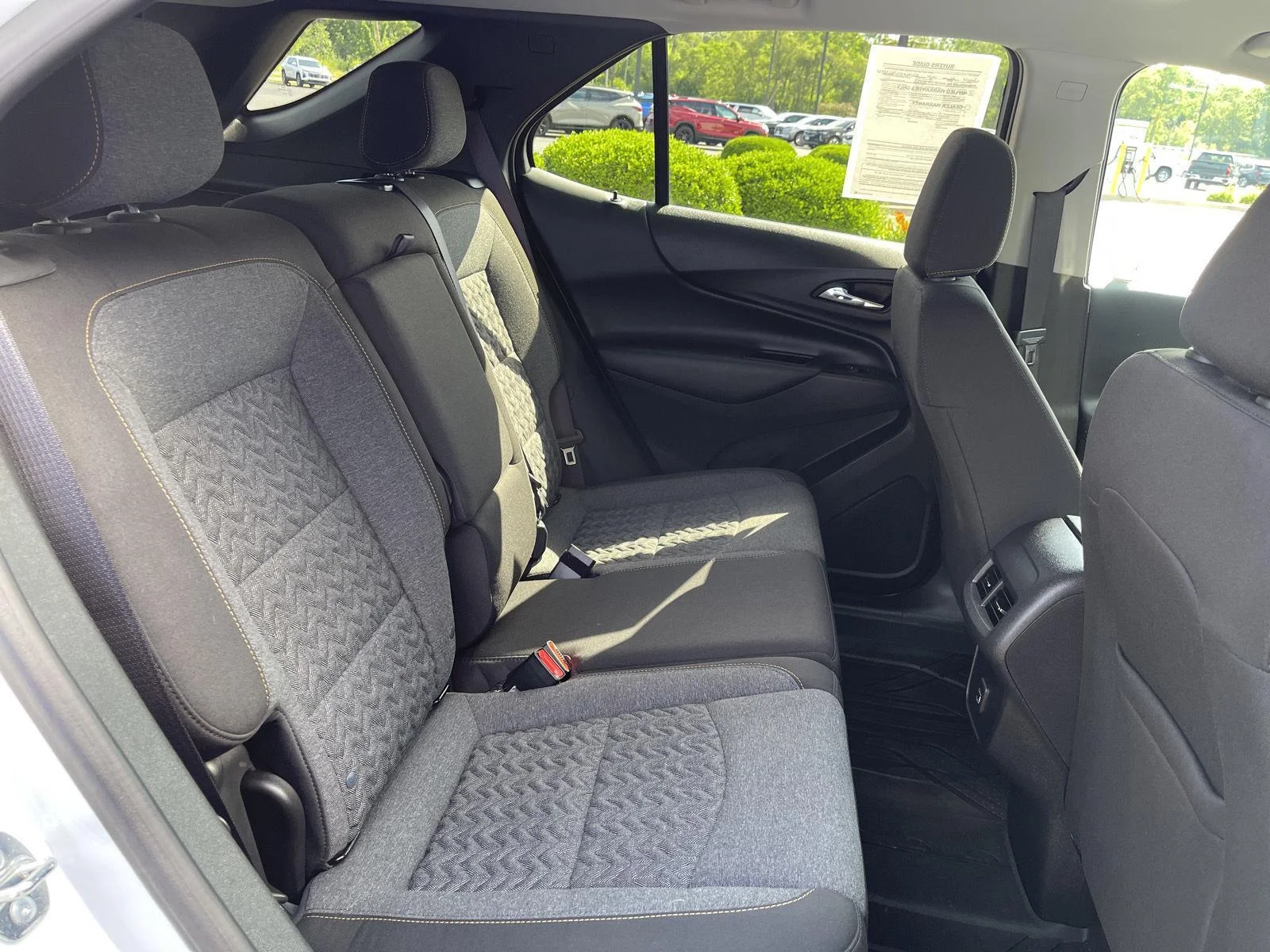 Used 2024 Summit White Chevrolet LT image 34