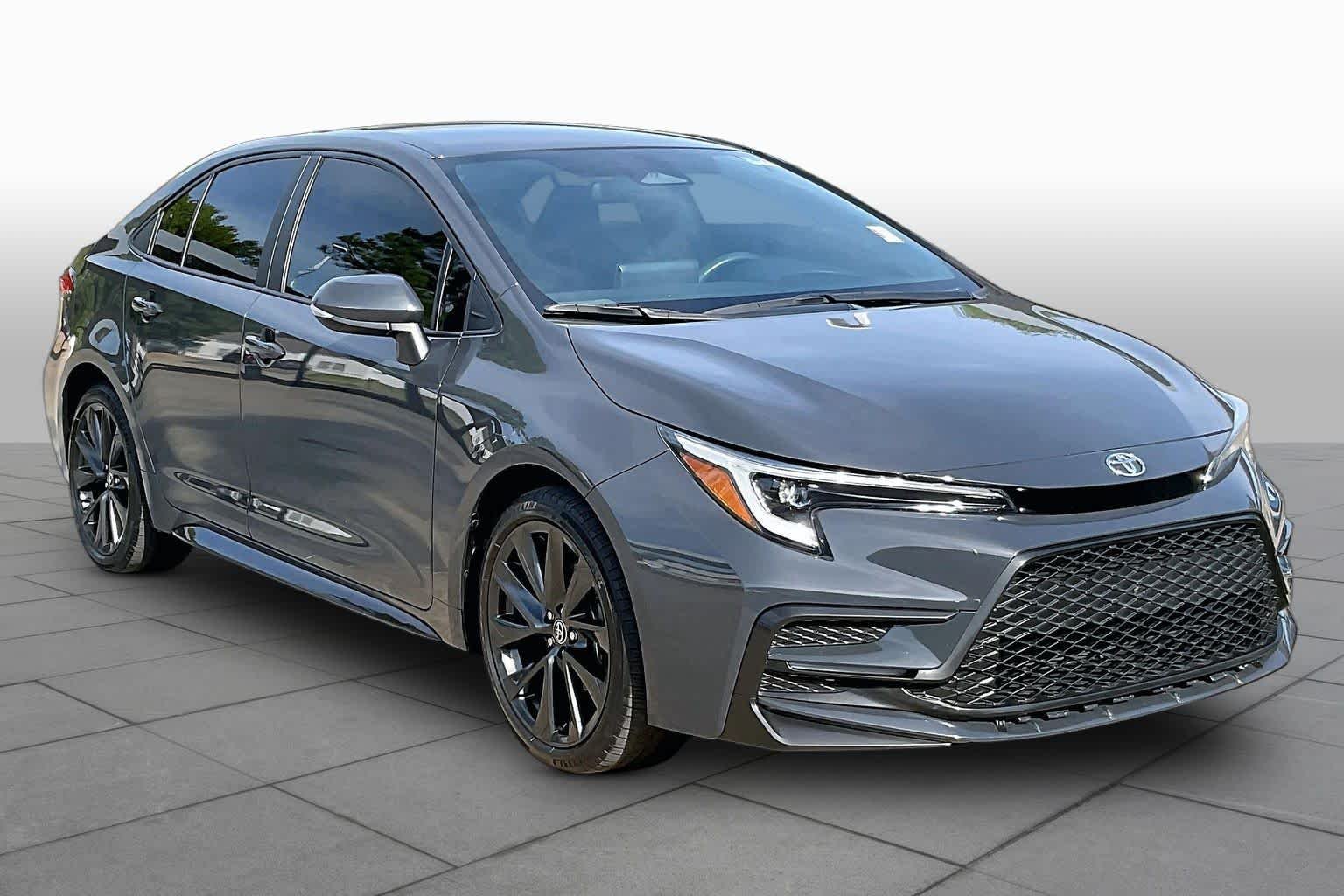 Used 2023 Underground Toyota SE image 3