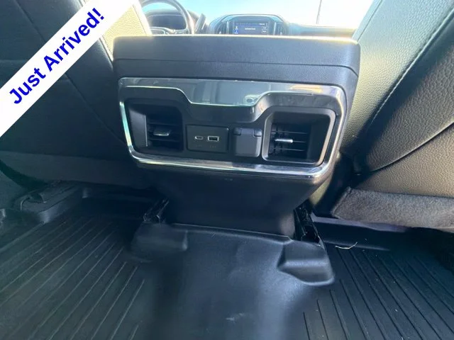 Used 2022 Gray GMC Denali image 38
