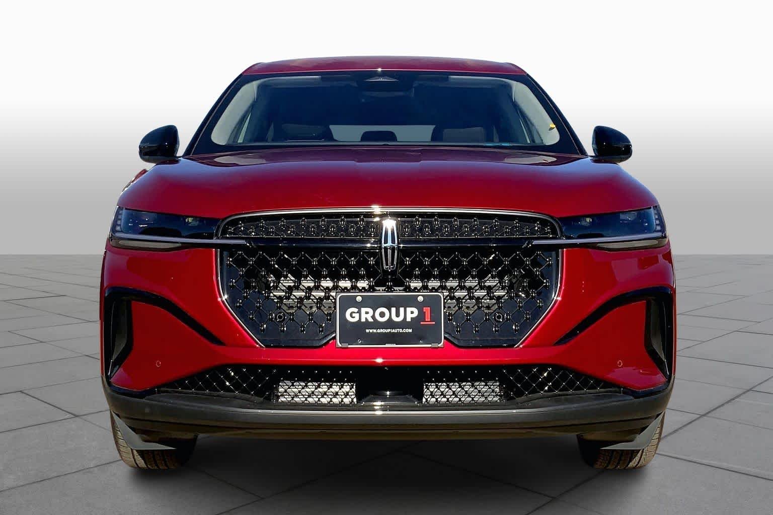 New 2026 Red Carpet Metallic Tinted Clearcoat Lincoln Premiere image 3
