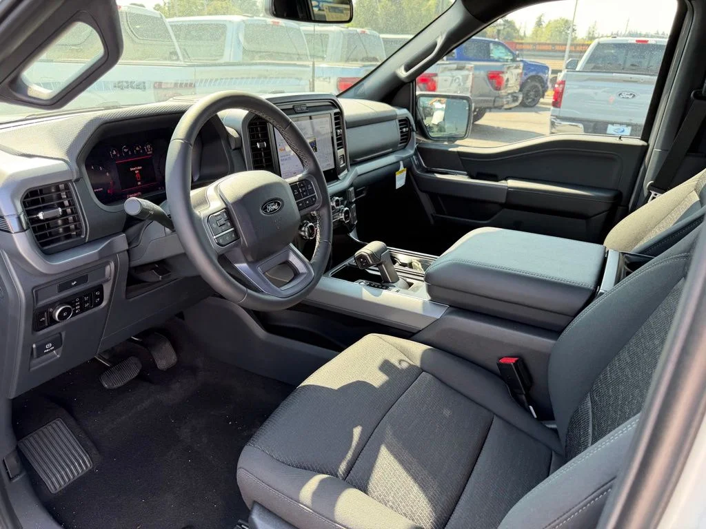New 2026 Avalanche Ford XLT image 12