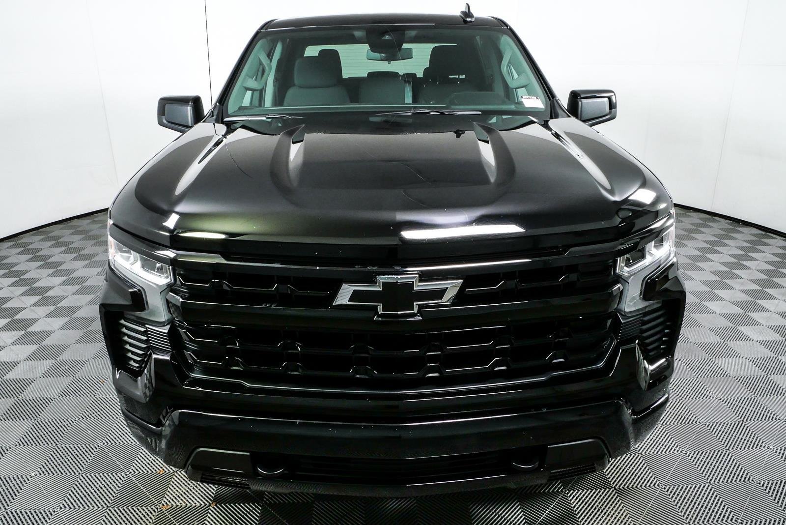 Used 2026 Black Chevrolet RST image 25