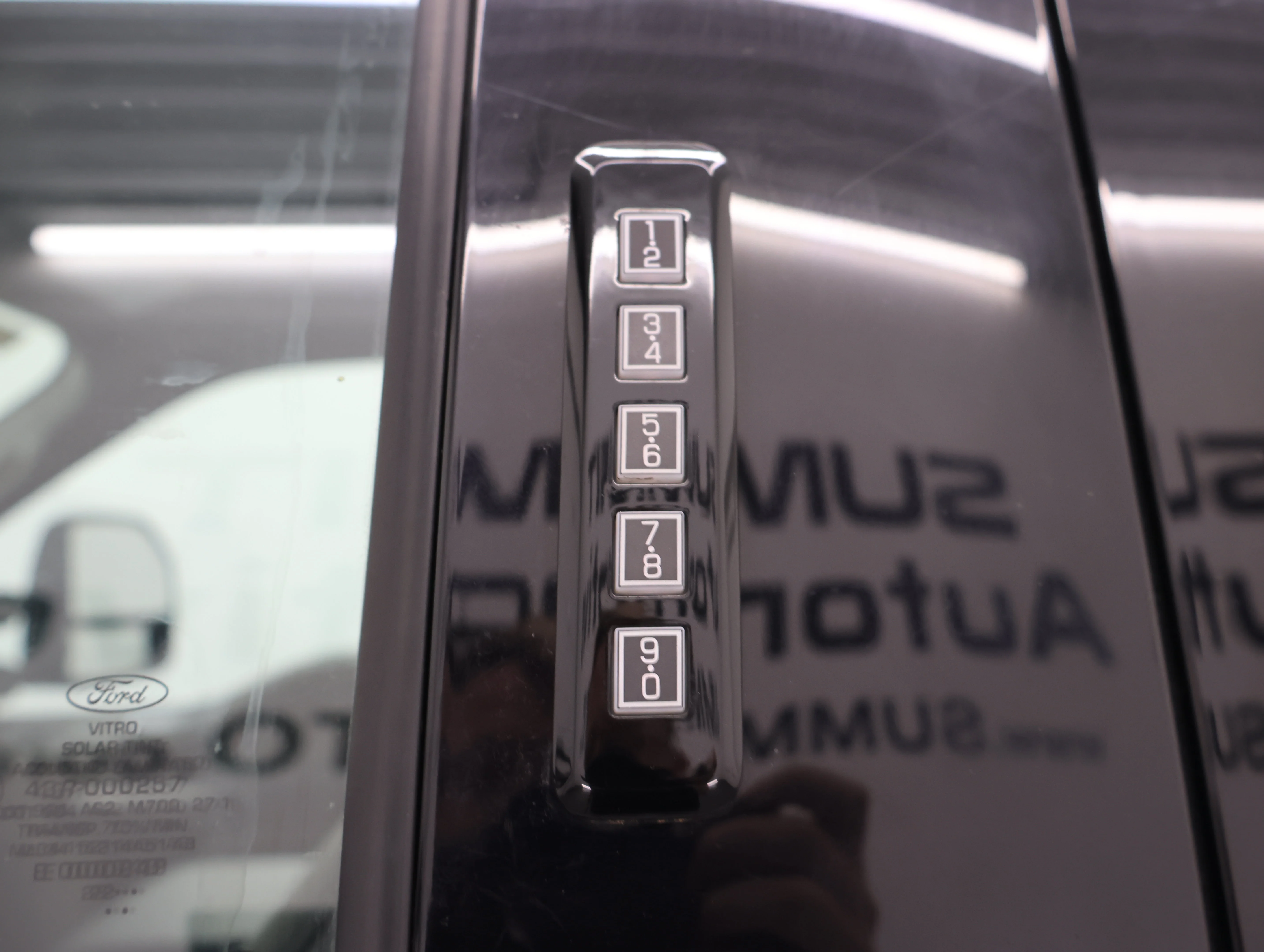 Used 2022 Oxford White Ford XLT image 38